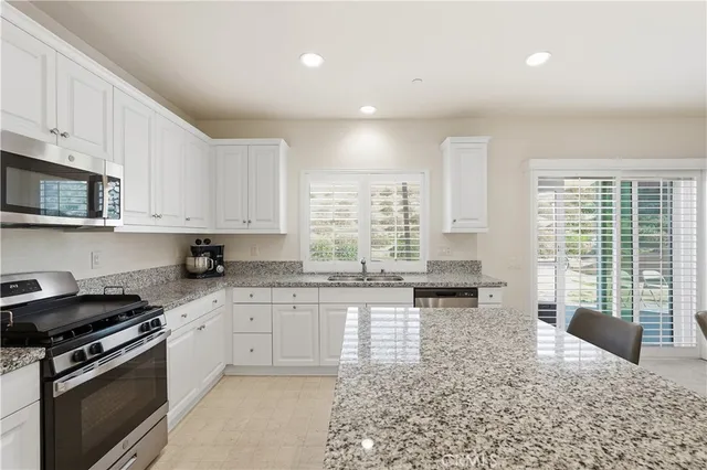 $519,000 | 16137 Hamilton Street, Victorville, CA 92394