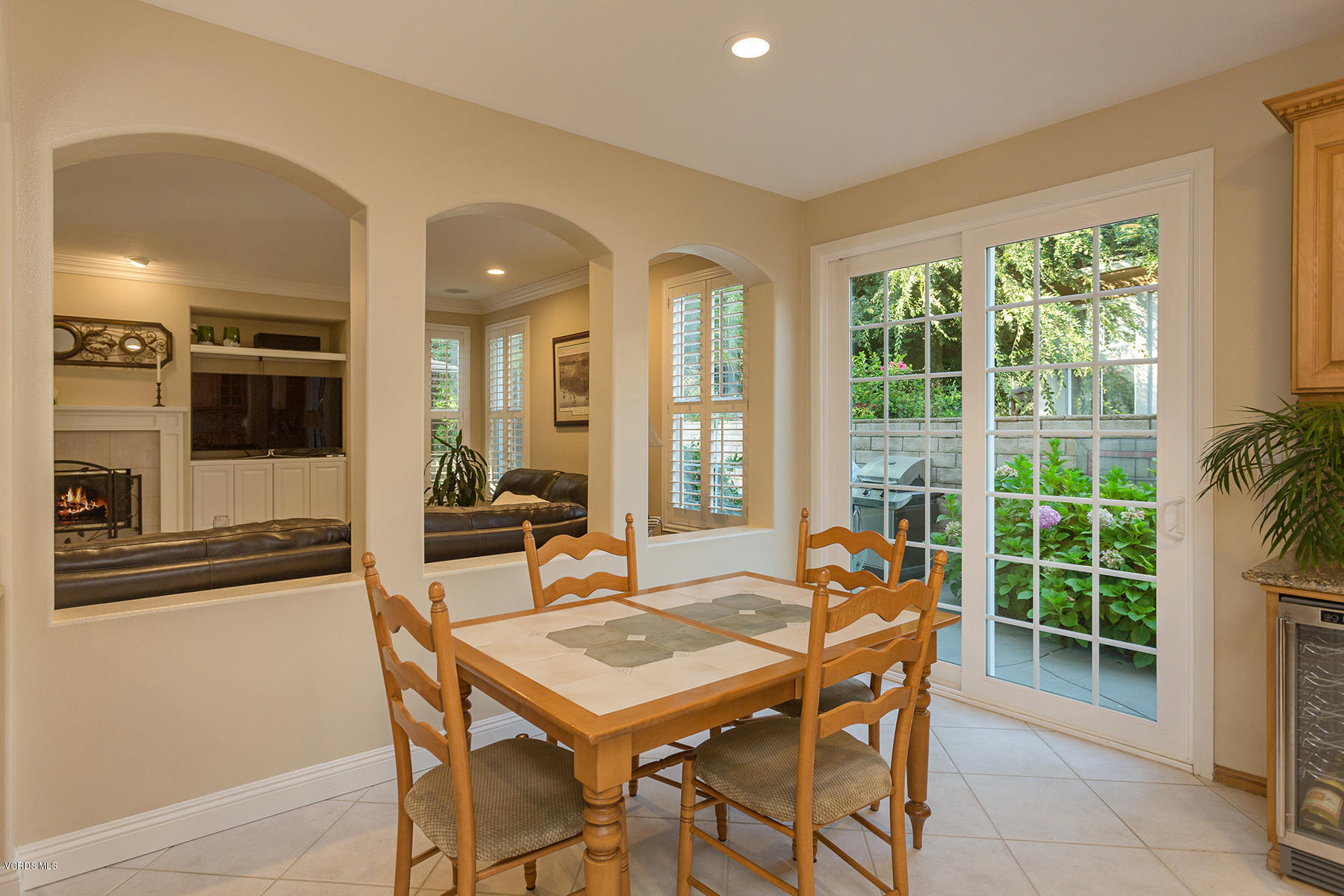 203 Knoll Ridge Road Simi Valley, CA 93065 - Photo 20 of 53 a dining room with furniture and window in the backyard