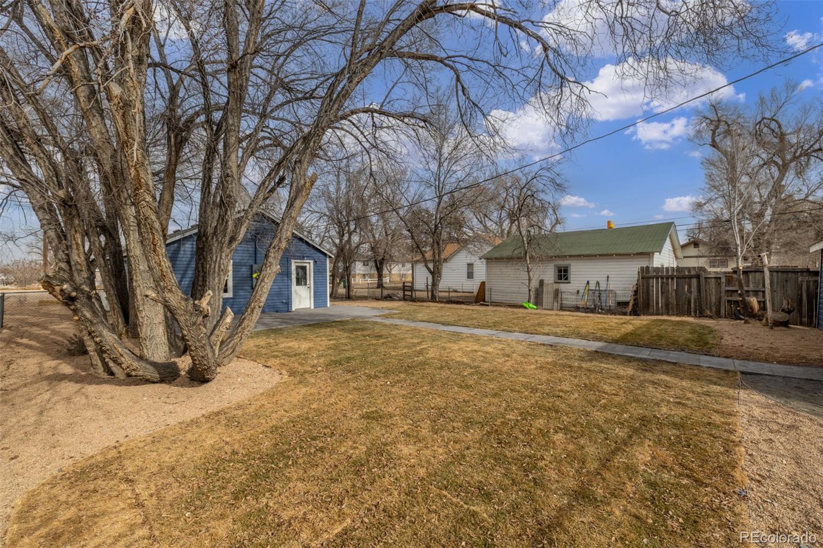 910 40th Street Evans, CO 80620 - Photo 38 of 44