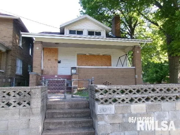 $39,900 | 109 East Gift Avenue, Peoria, IL 61603
