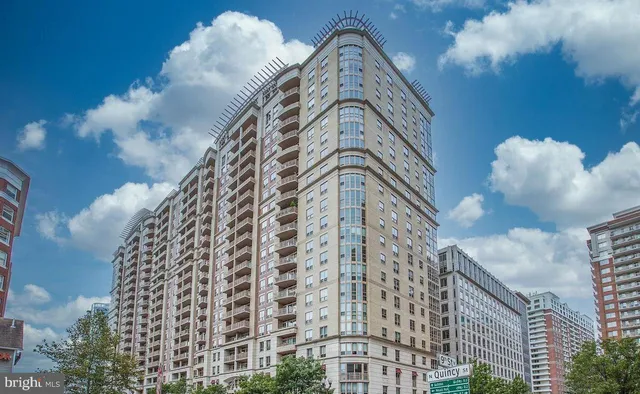 $465,000 | 888 North Quincy Street, Unit 307, Arlington, VA 22203