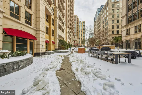 $450,000 | 888 North Quincy Street, Unit 307, Arlington, VA 22203