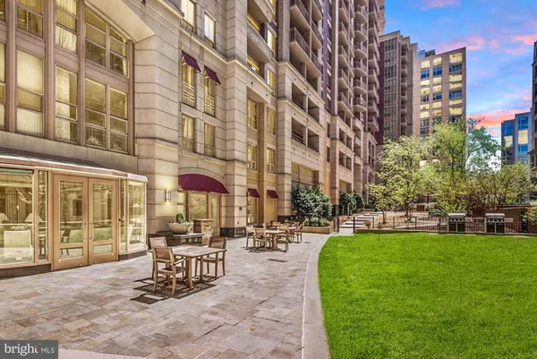 $450,000 | 888 North Quincy Street, Unit 307, Arlington, VA 22203