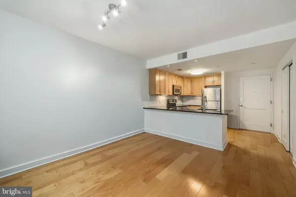 $450,000 | 888 North Quincy Street, Unit 307, Arlington, VA 22203