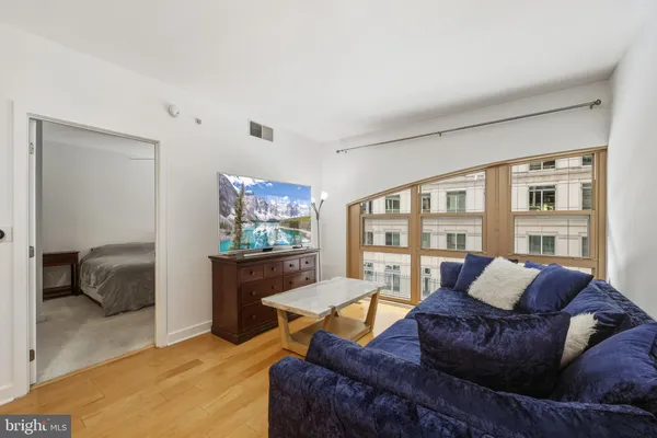 $450,000 | 888 North Quincy Street, Unit 307, Arlington, VA 22203