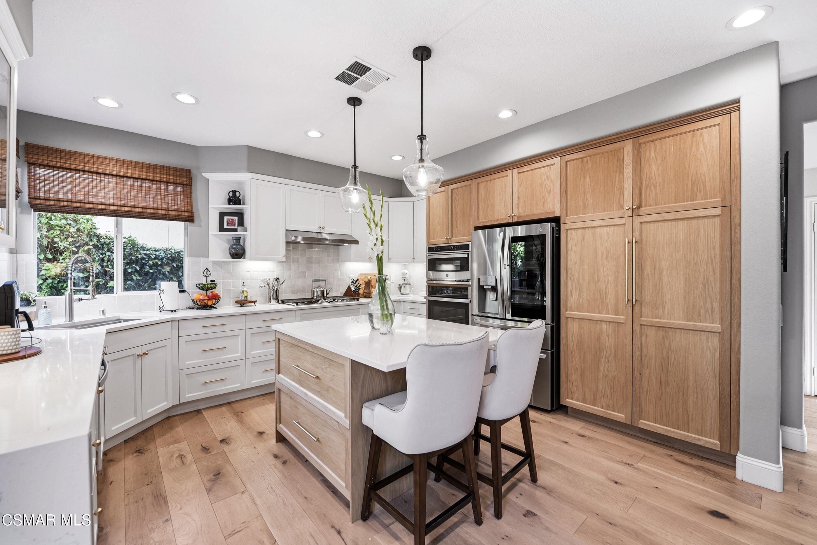 2529 Pathway Avenue Simi Valley, CA 93063 - Photo 11 of 49 2529 Pathway Ave Simi Valley-14