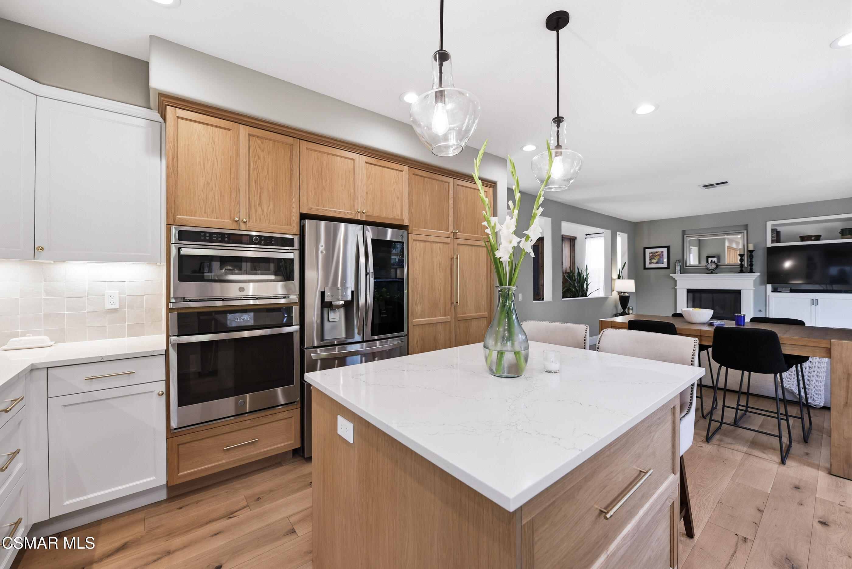 2529 Pathway Avenue Simi Valley, CA 93063 - Photo 13 of 49 2529 Pathway Ave Simi Valley-16