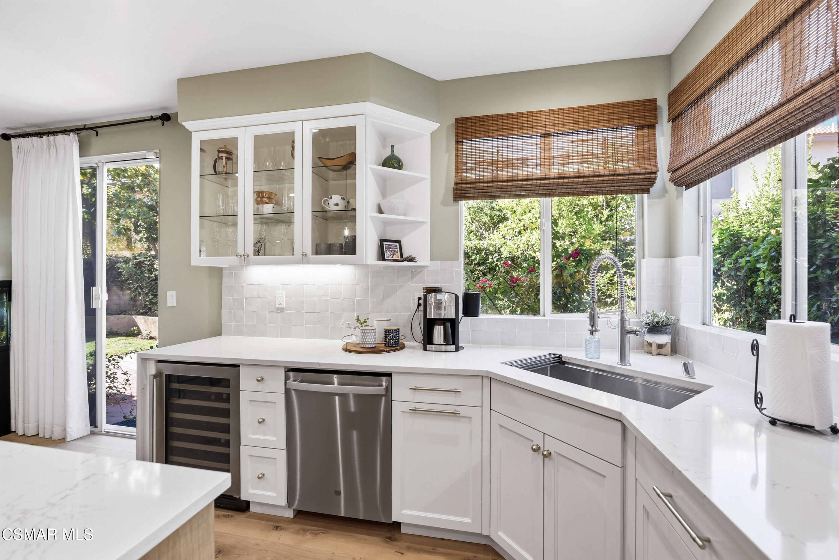 2529 Pathway Avenue Simi Valley, CA 93063 - Photo 15 of 49 2529 Pathway Ave Simi Valley-18