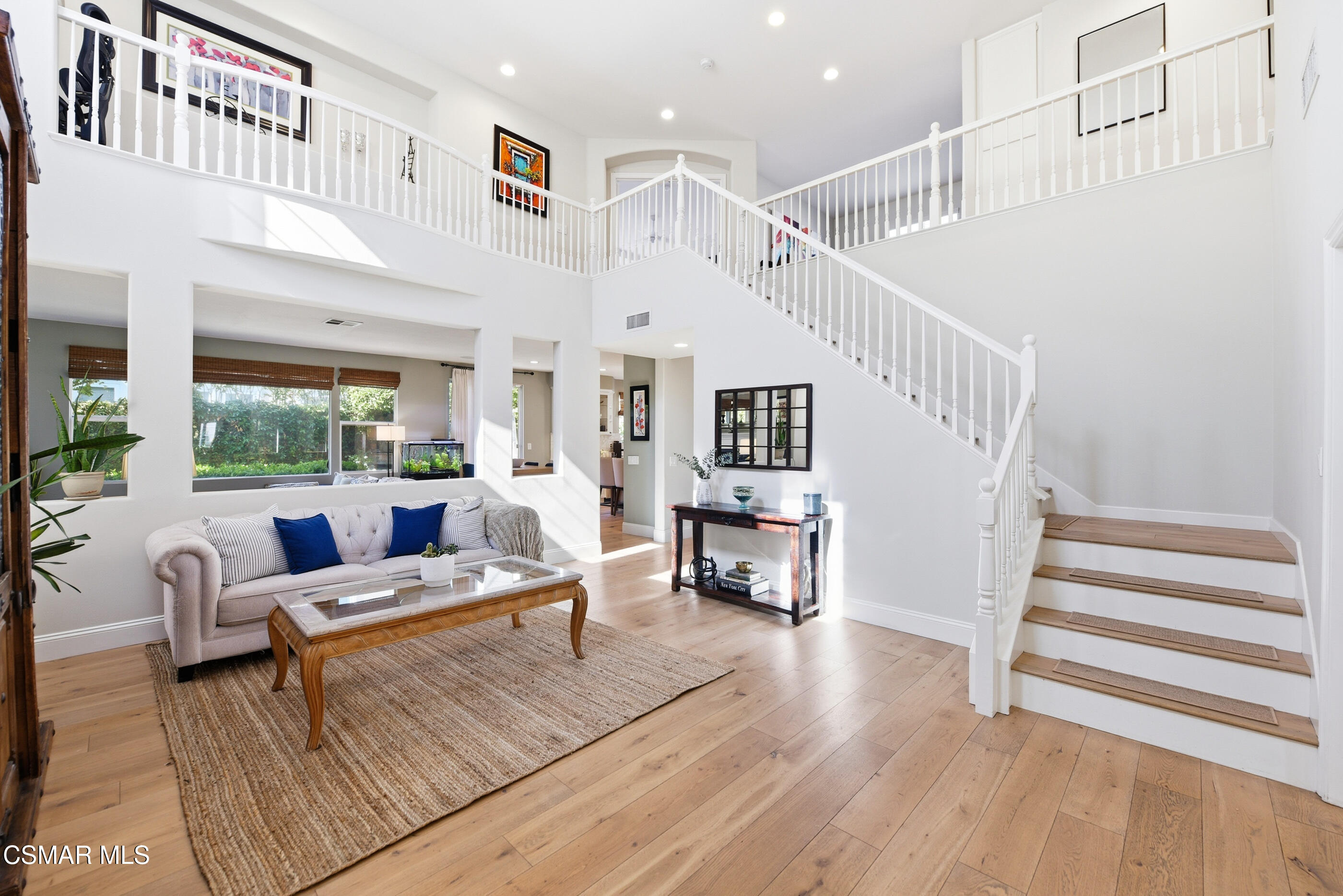 2529 Pathway Avenue Simi Valley, CA 93063 - Photo 5 of 49 2529 Pathway Ave Simi Valley-5