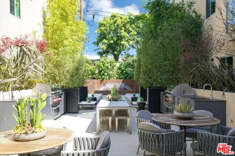 $849,000 | 728 North Sweetzer Avenue, Unit 112, West Hollywood, CA 90069