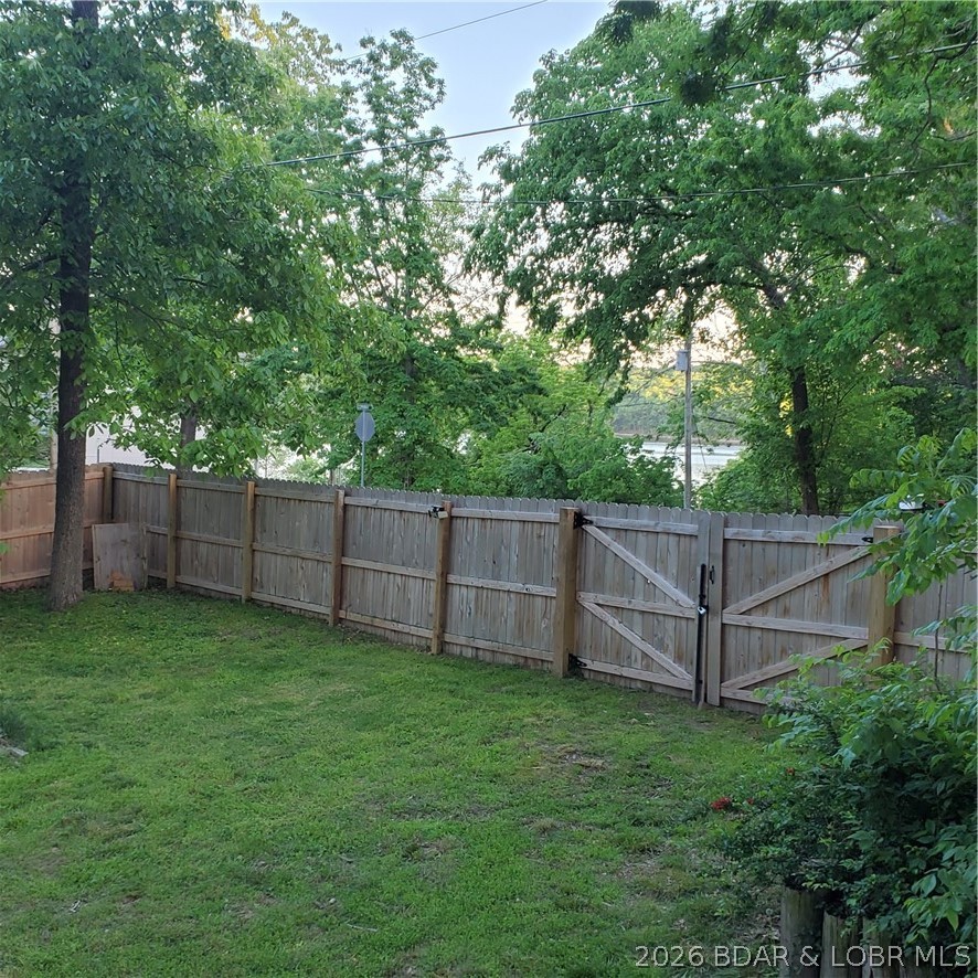 862 Malibu Road Osage Beach, MO 65065 - Photo 55 of 62 Large Fenced in Yard
