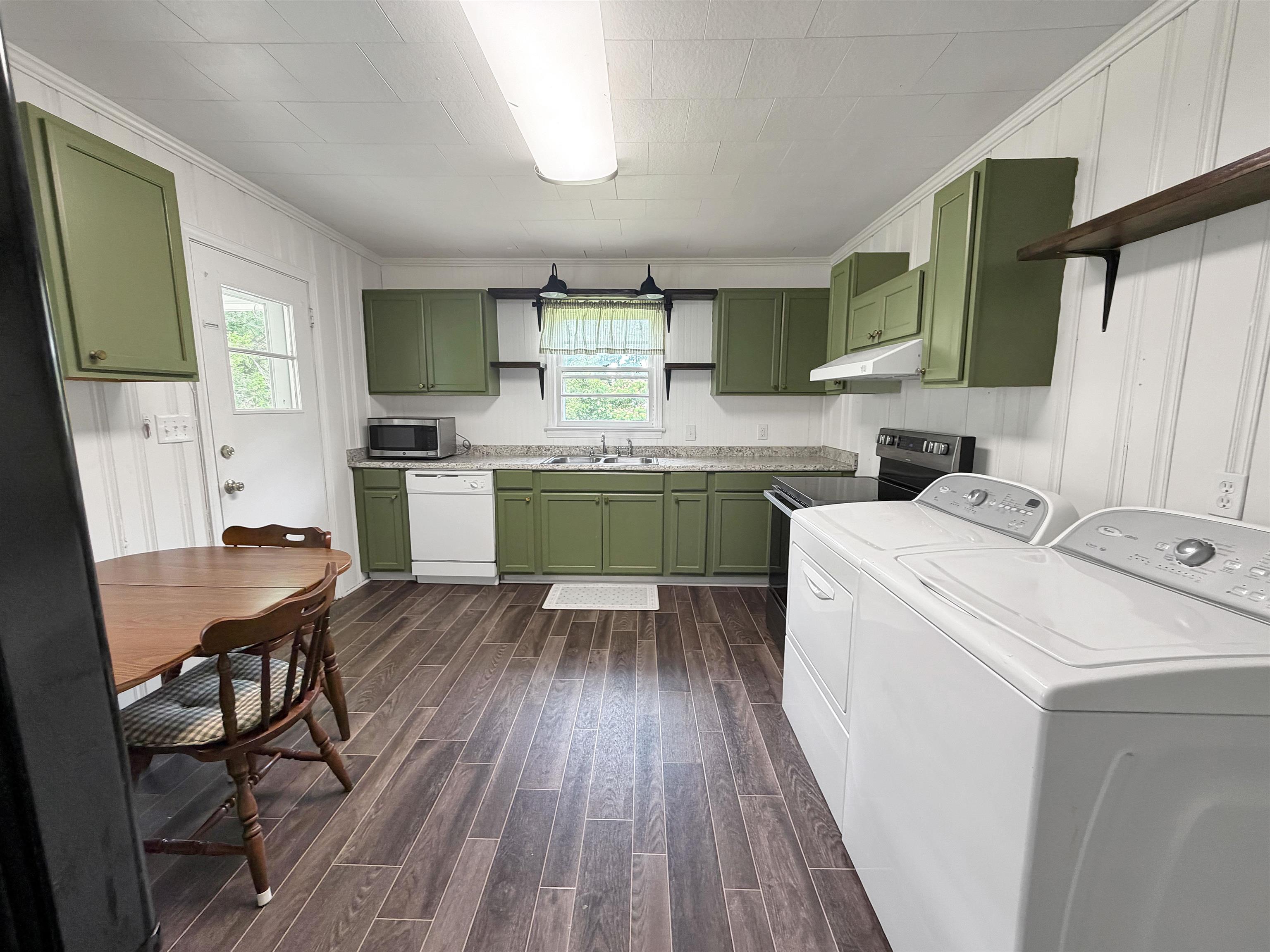 113 Pinewood Avenue Clinton, SC 29325 - Photo 11 of 14