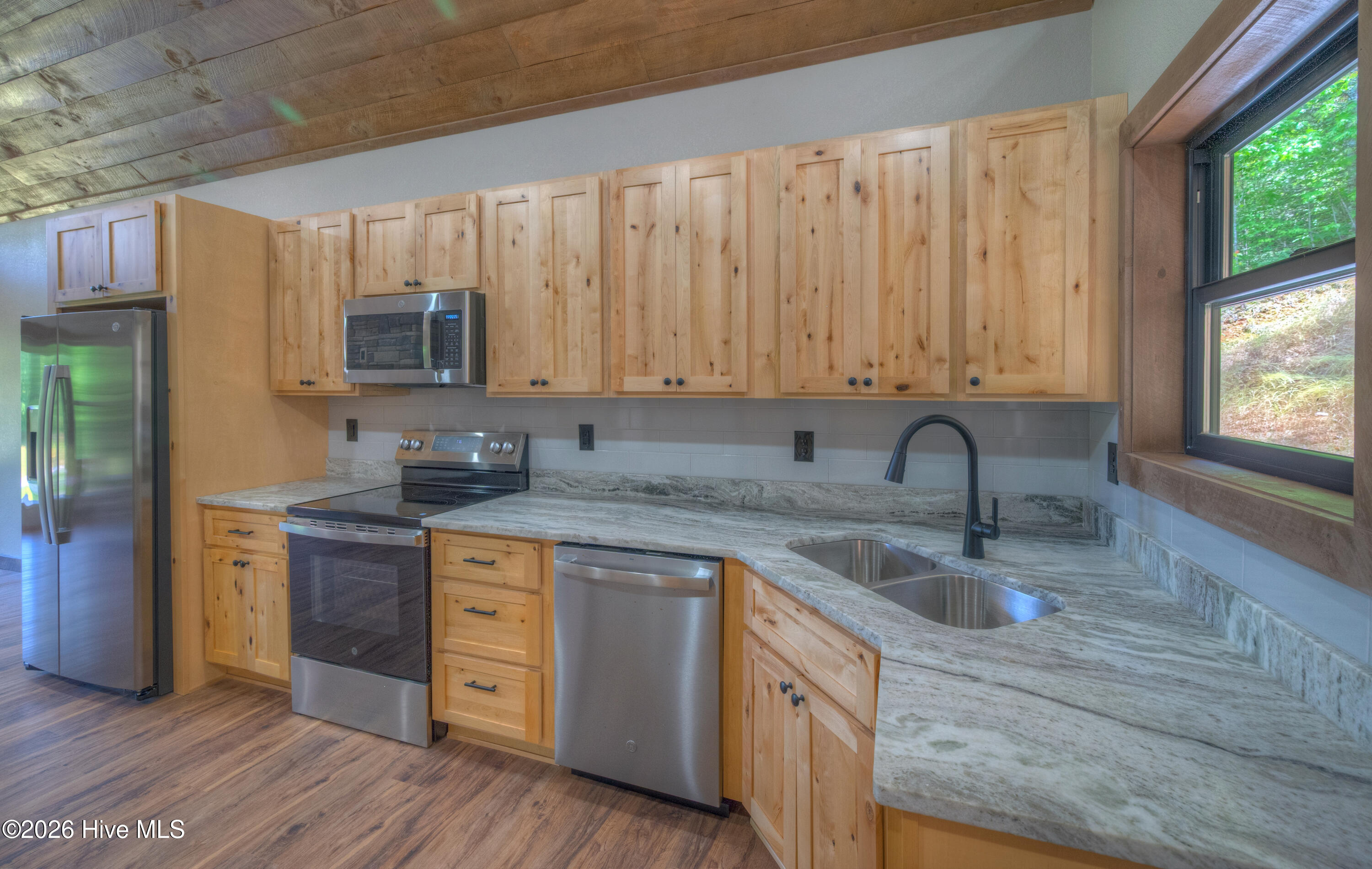 243 Butterball Boulevard Murphy, NC 28906 - Photo 11 of 32