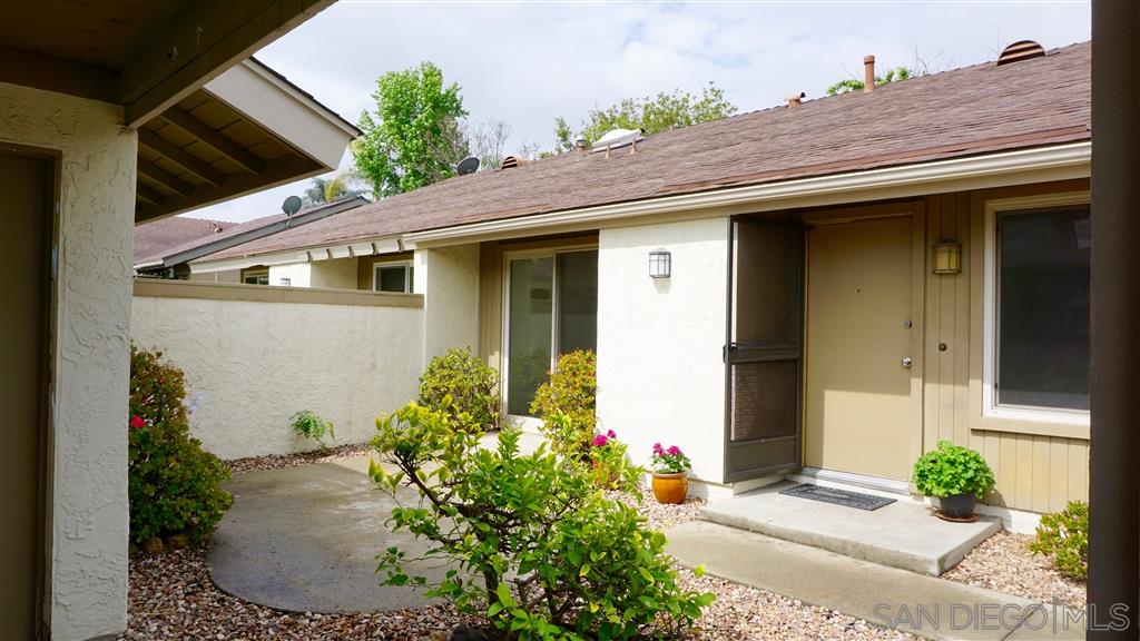 2141 Ridgeview Place Escondido, CA 92026 - Photo 2 of 15