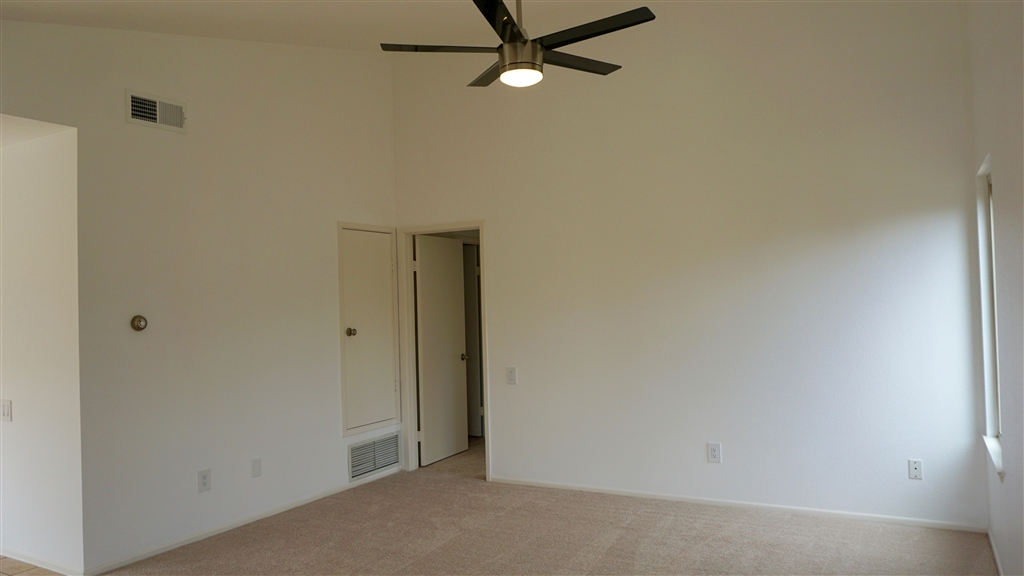 2141 Ridgeview Place Escondido, CA 92026 - Photo 5 of 15