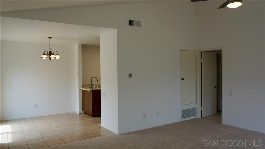 2141 Ridgeview Place Escondido, CA 92026 - Photo 6 of 15