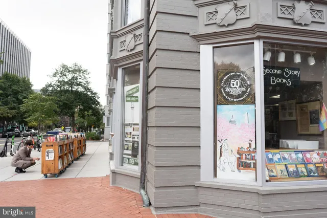 $2,550 | 1408 Hopkins Street Northwest, Unit B, Washington, DC 20036