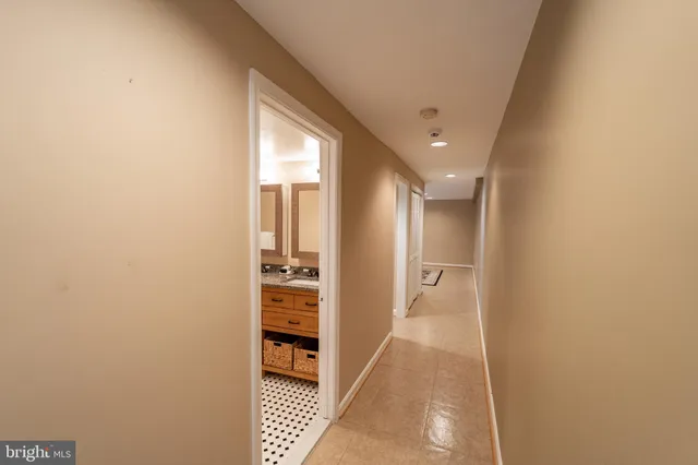 $2,550 | 1408 Hopkins Street Northwest, Unit B, Washington, DC 20036