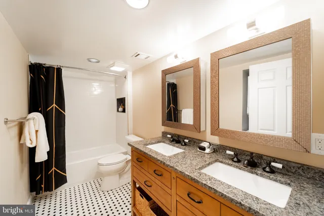 $2,550 | 1408 Hopkins Street Northwest, Unit B, Washington, DC 20036