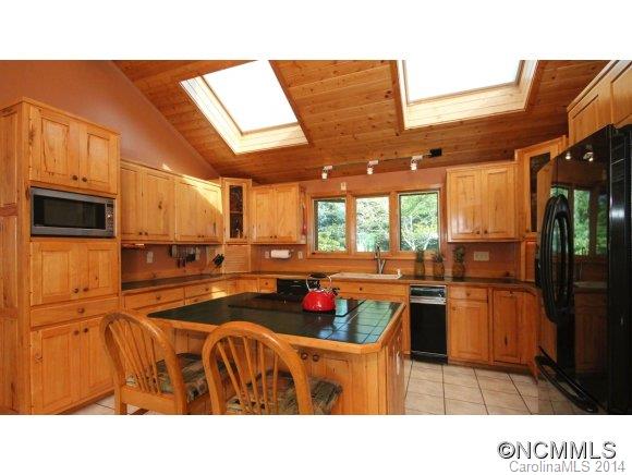 62 Racking Horse Lane Fletcher, NC 28732 - Photo 5 of 24 Gallery Image 5