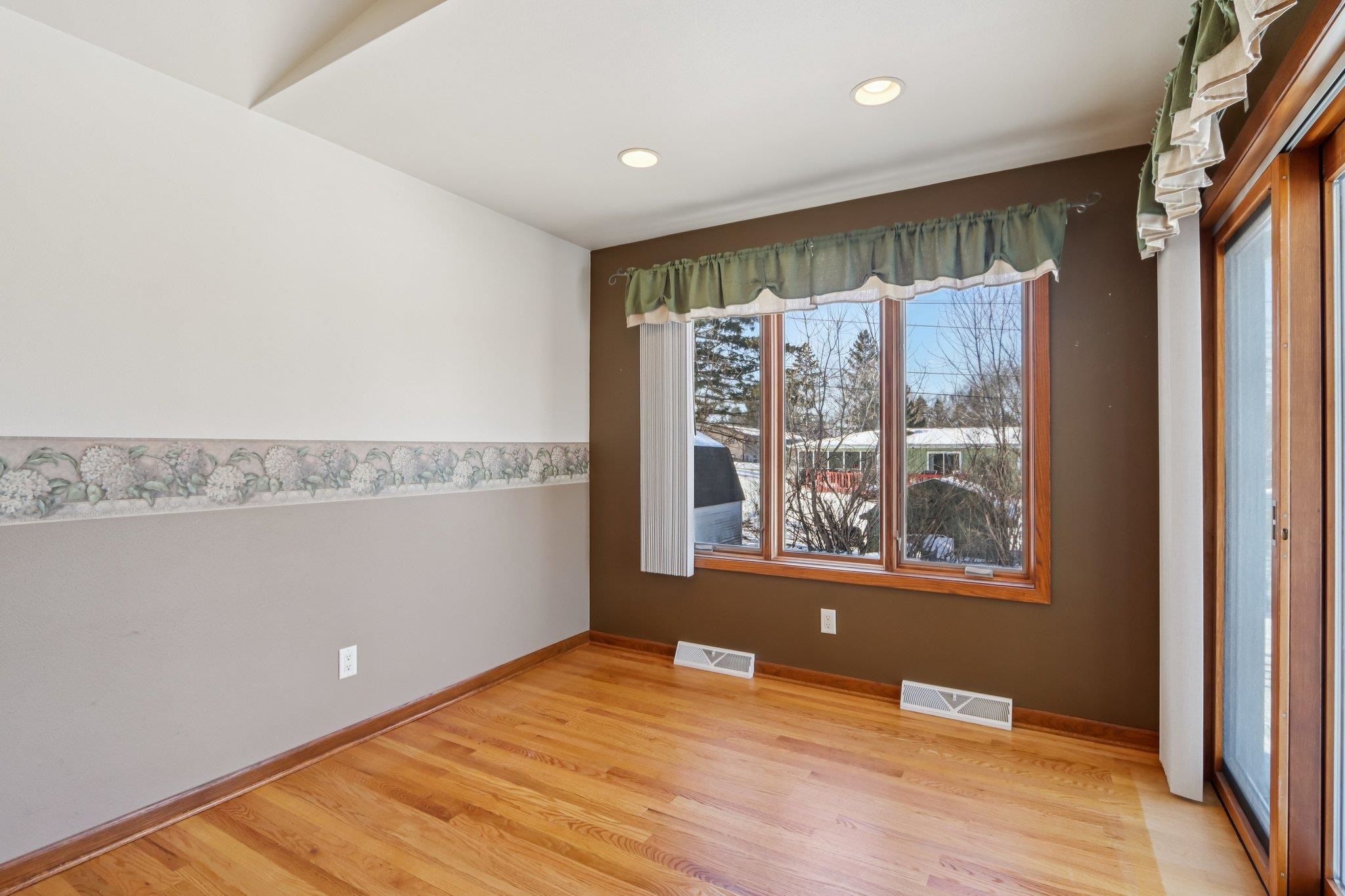 216 Reigstad Street DeForest, WI 53532 - Photo 13 of 74