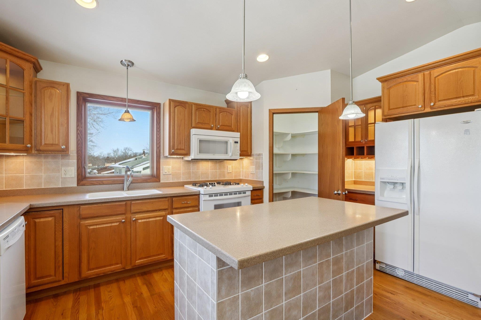 216 Reigstad Street DeForest, WI 53532 - Photo 20 of 74