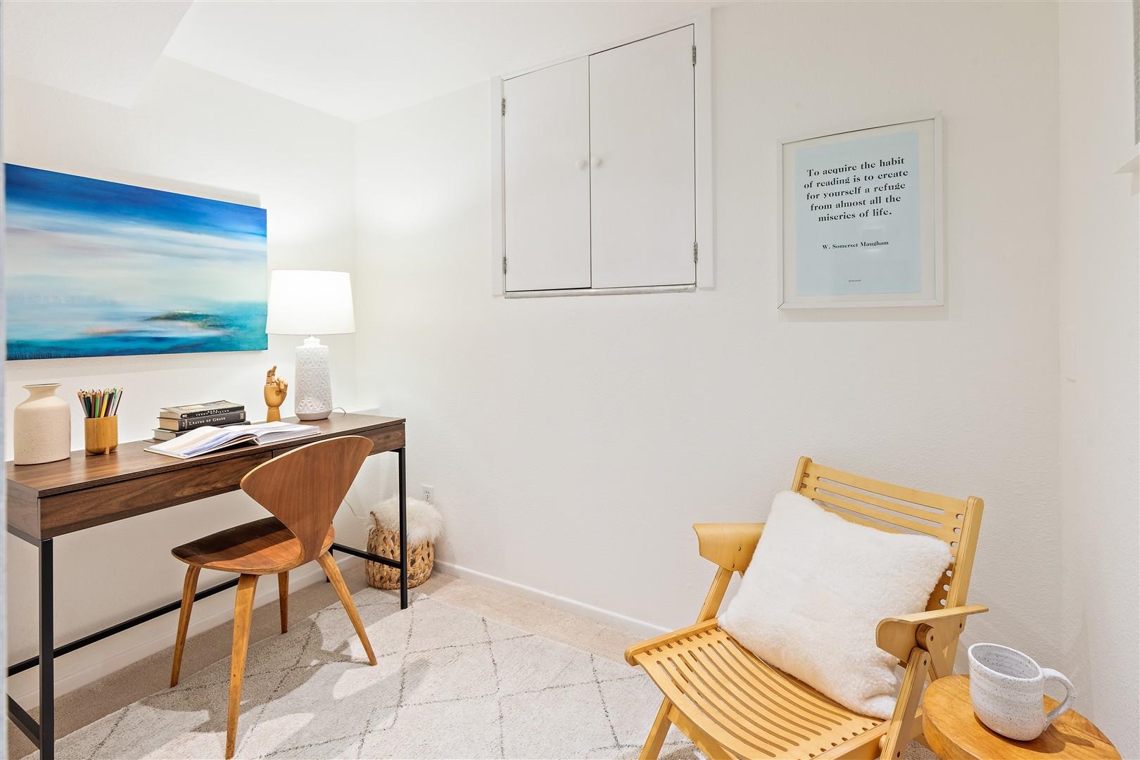 4630 Redwood Road Oakland, CA 94619 - Photo 35 of 58 a view of workspace with wooden floor lounge chair