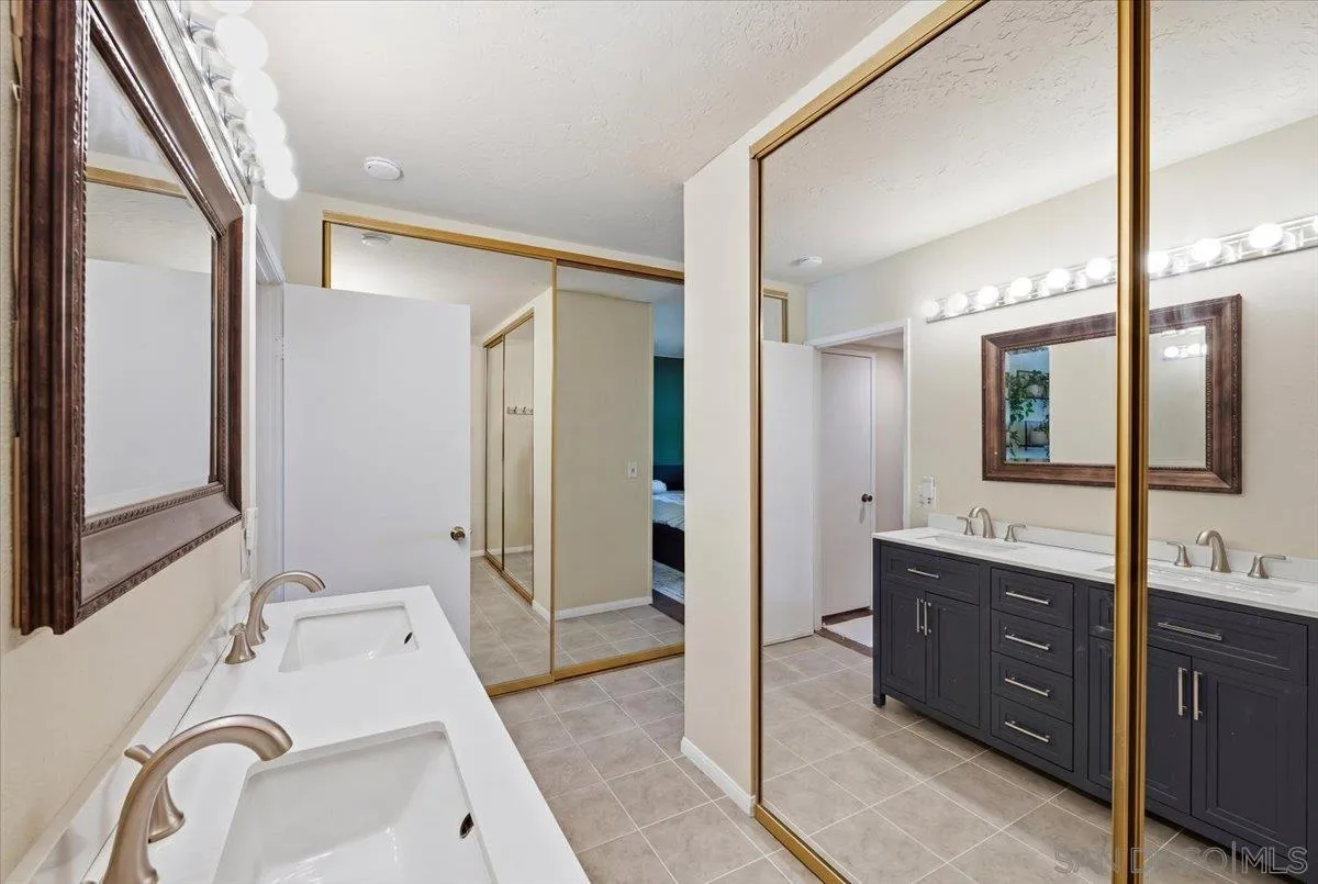 6373 Rancho Mission Road, Unit 5 San Diego, CA 92108 - Photo 17 of 32