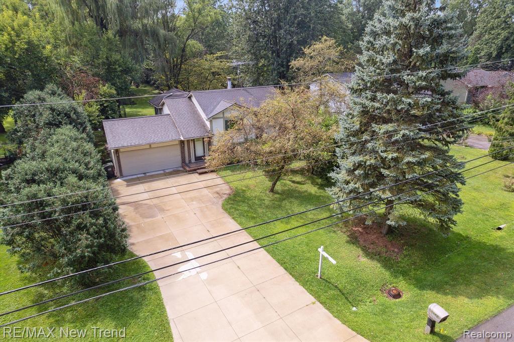 1347 Ruby Avenue Rochester Hills, MI 48309 - Photo 49 of 53