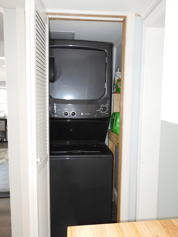 19 South Hunt Road Amesbury, MA 01913 - Photo 17 of 29