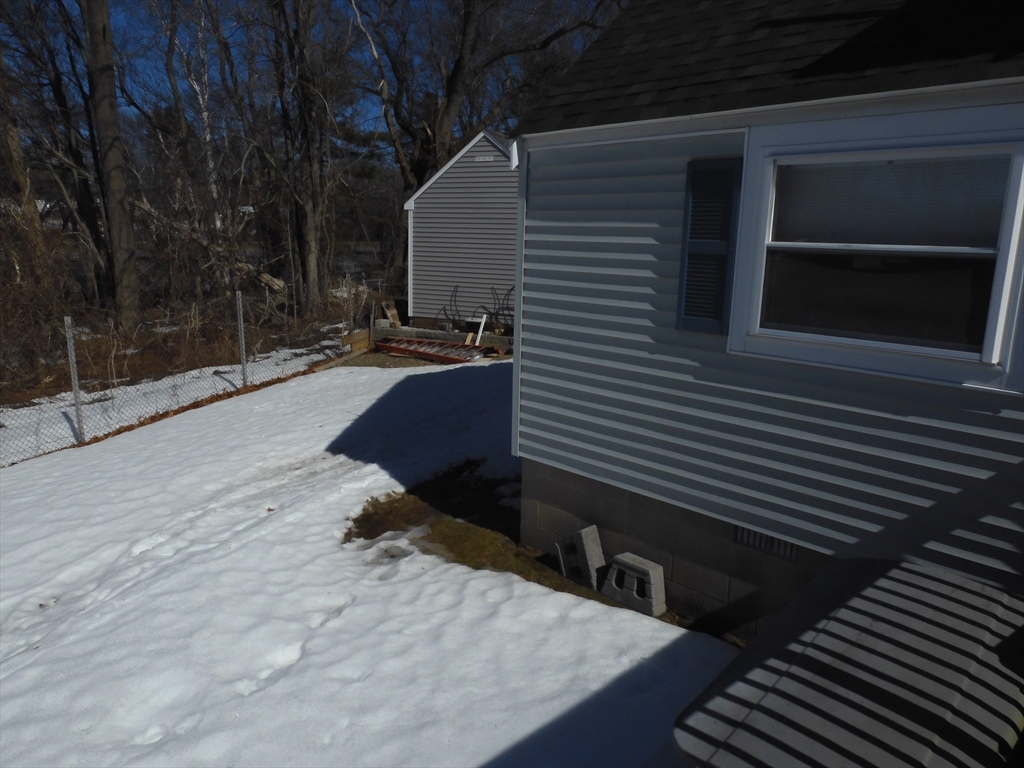 19 South Hunt Road Amesbury, MA 01913 - Photo 25 of 29