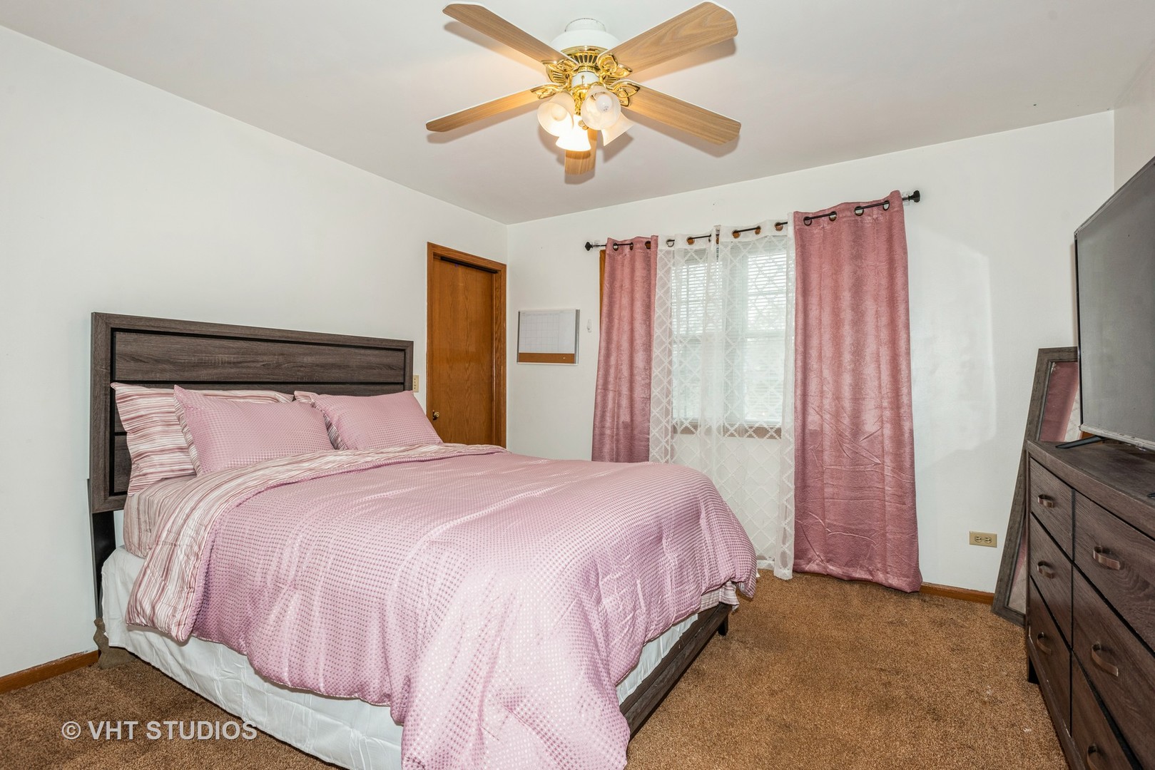 151 Spring Hill Court Romeoville, IL 60446 - Photo 13 of 20 Gallery Image 13