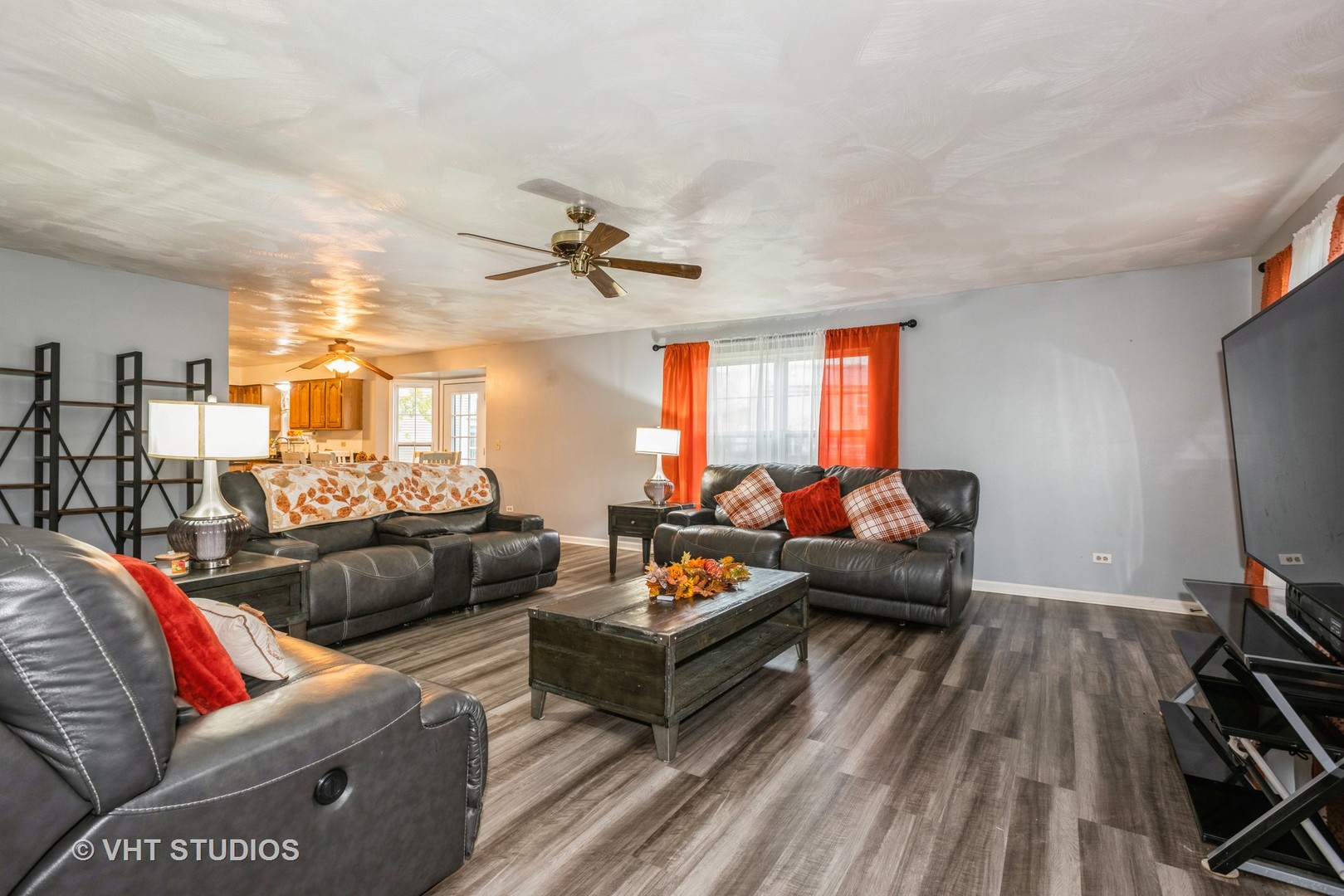 151 Spring Hill Court Romeoville, IL 60446 - Photo 4 of 20 Gallery Image 4