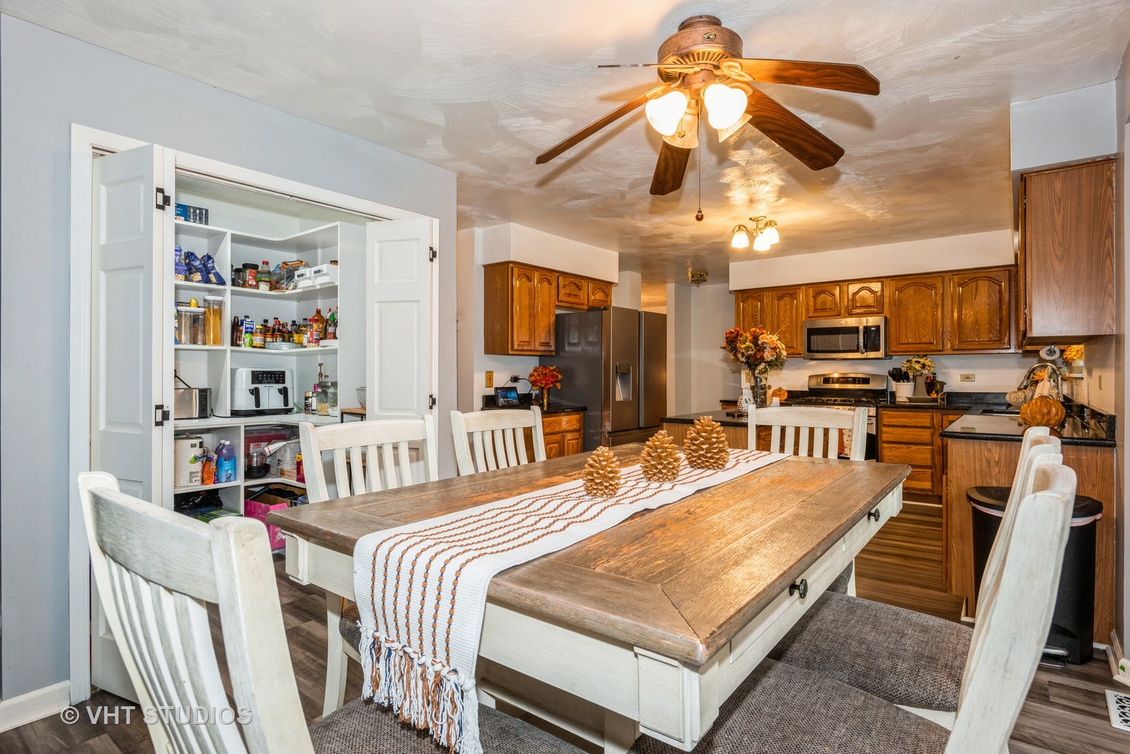 151 Spring Hill Court Romeoville, IL 60446 - Photo 5 of 20 Gallery Image 5