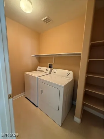 $2,300 | 9288 Pineneedle Ridge Street, Las Vegas, NV 89178