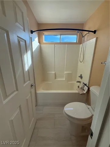 $2,300 | 9288 Pineneedle Ridge Street, Las Vegas, NV 89178