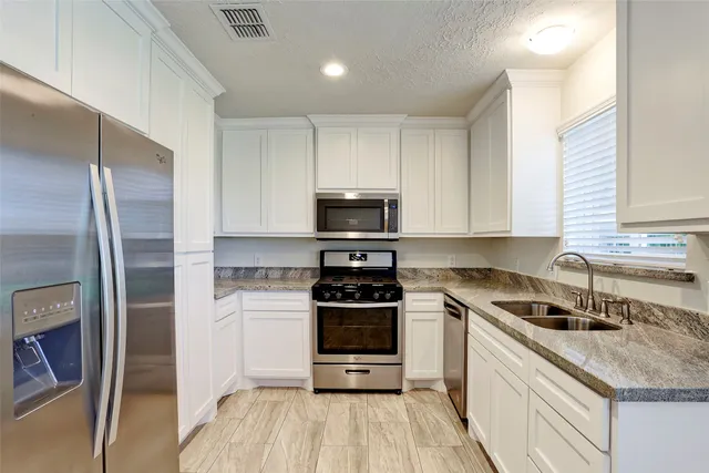 $1,995 | 17559 Methil Drive, Spring, TX 77379