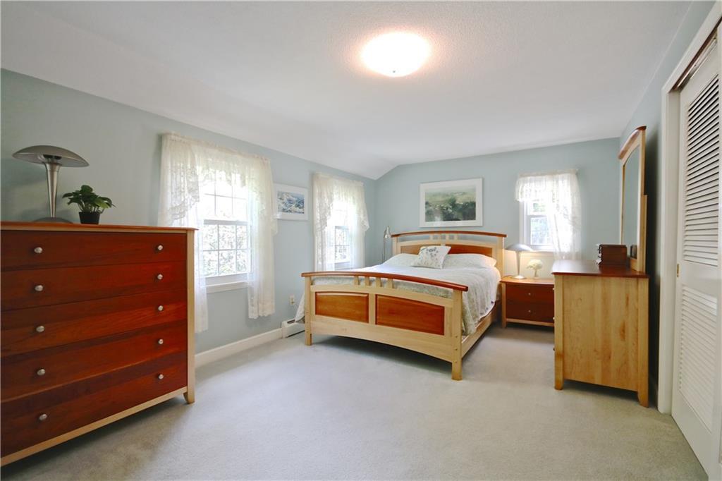 104 Orchard Road Cumberland, ME 04021 - Photo 20 of 35 Bedroom 1