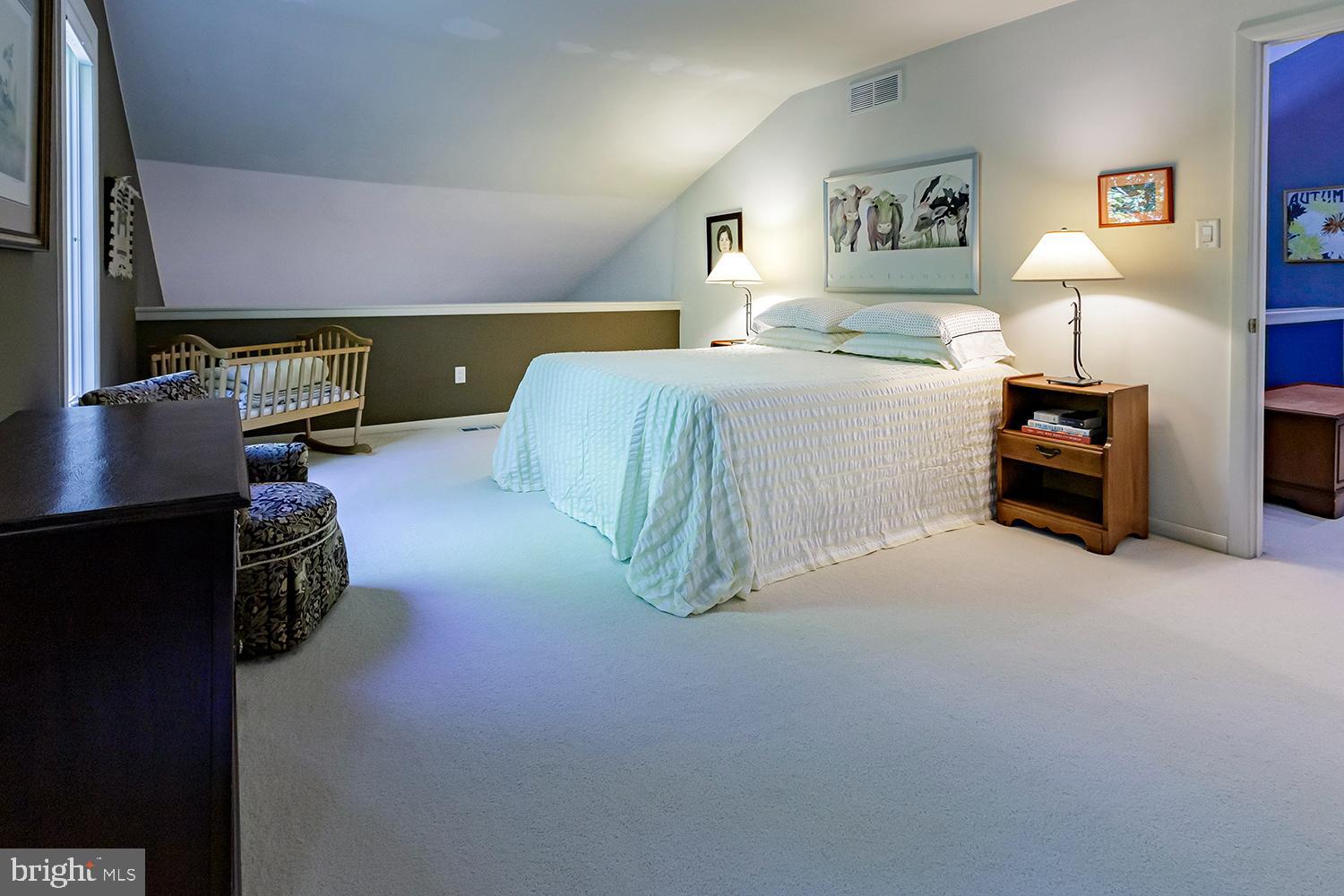 32 Summit Pass Medford, NJ 08055 - Photo 23 of 34 Main floor main suite