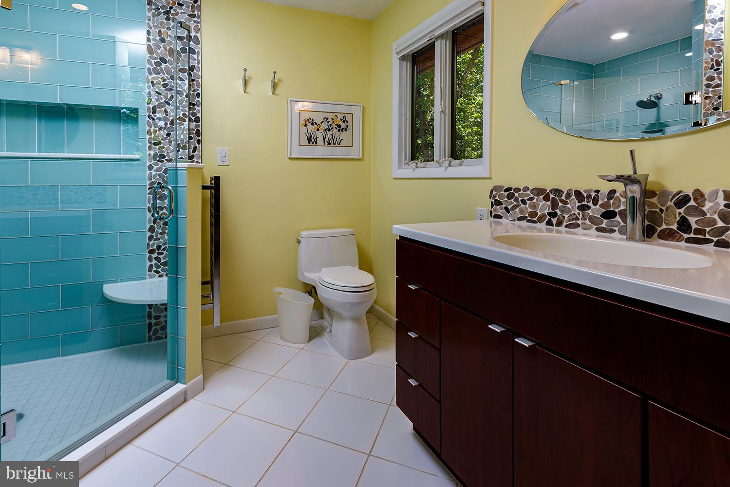 32 Summit Pass Medford, NJ 08055 - Photo 24 of 34 Main bathroom with shower stall