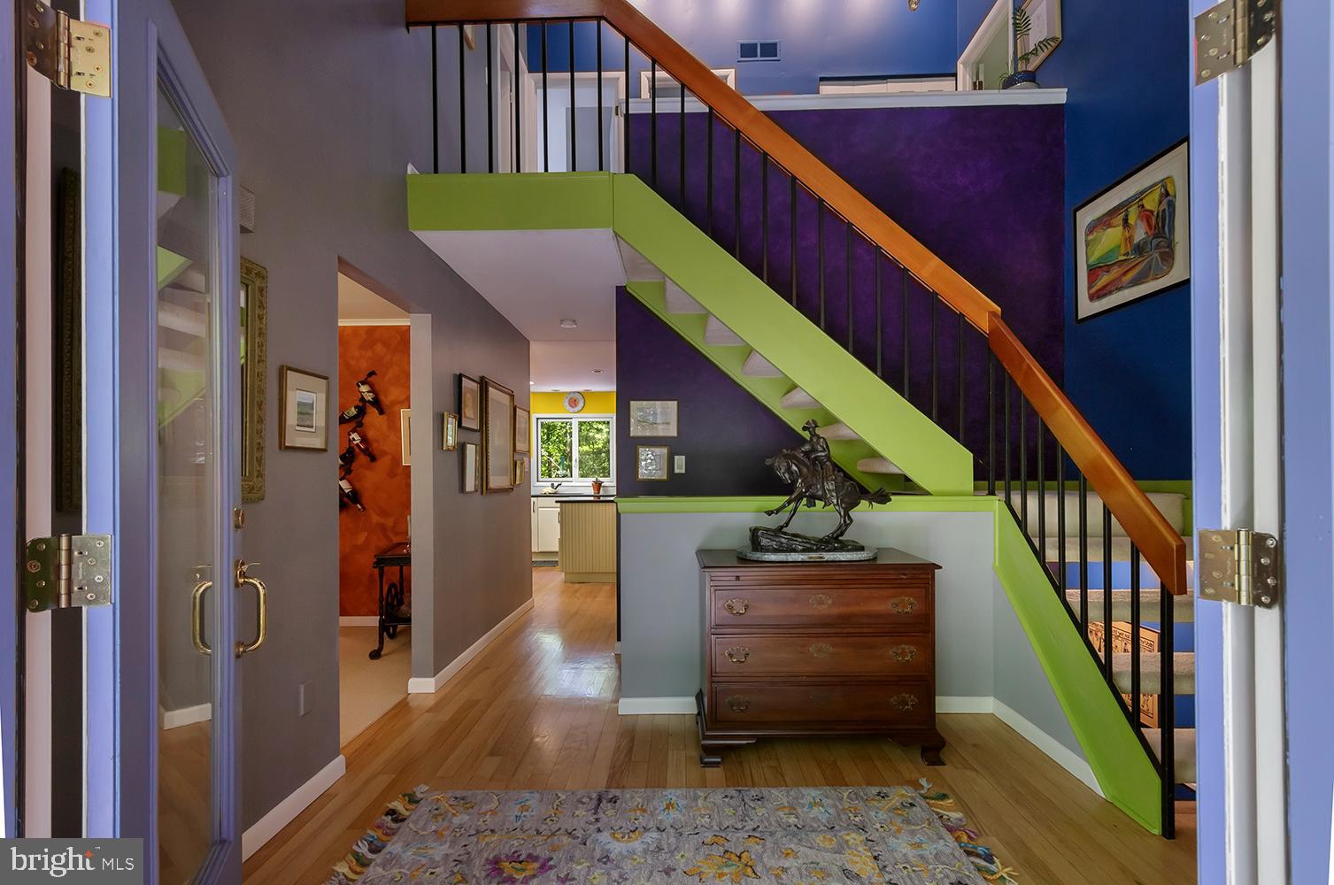 32 Summit Pass Medford, NJ 08055 - Photo 8 of 34 2 story foyer with 2nd floor balcony