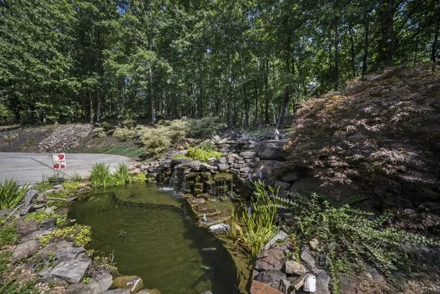 $1,124,900 | 10 Clydesdale Trail, White, GA 30184