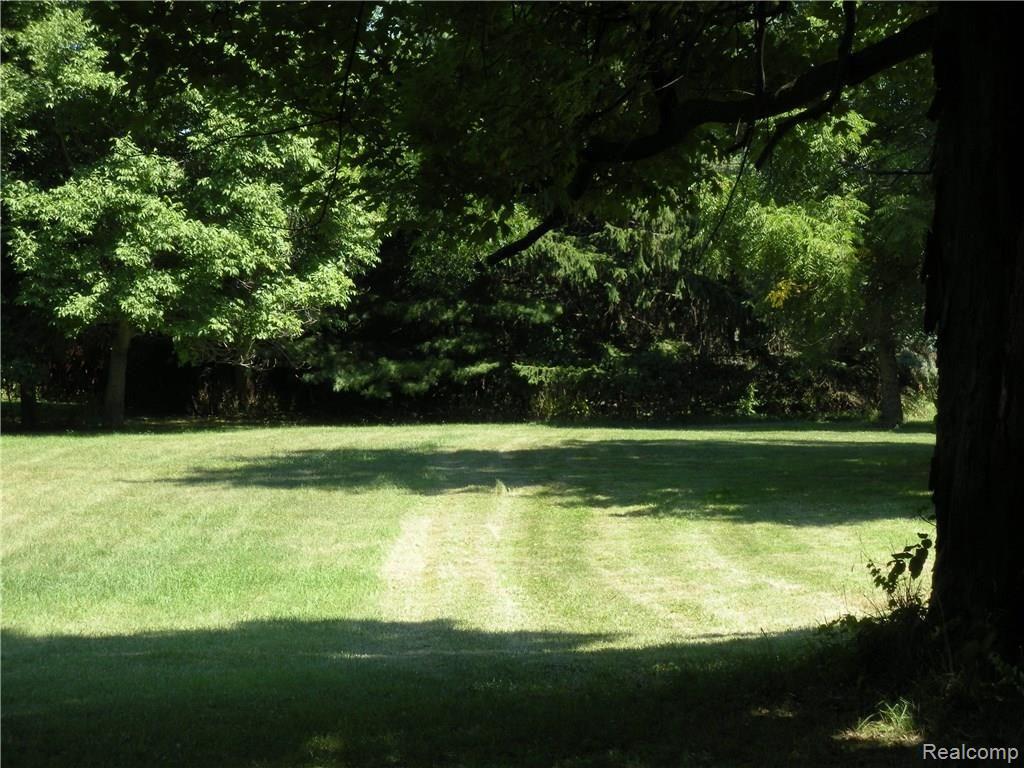 4761 Bishop Road Dryden, MI 48428 - Photo 15 of 36 DSCN3269.JPG