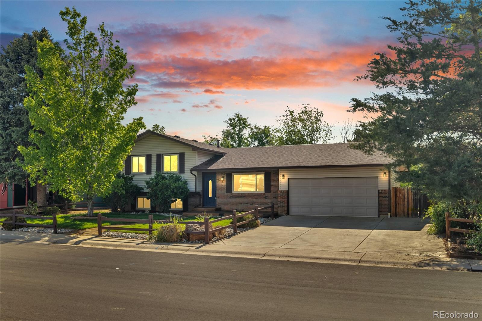 15 Maple Drive Frederick, CO 80530 - Photo 2 of 44