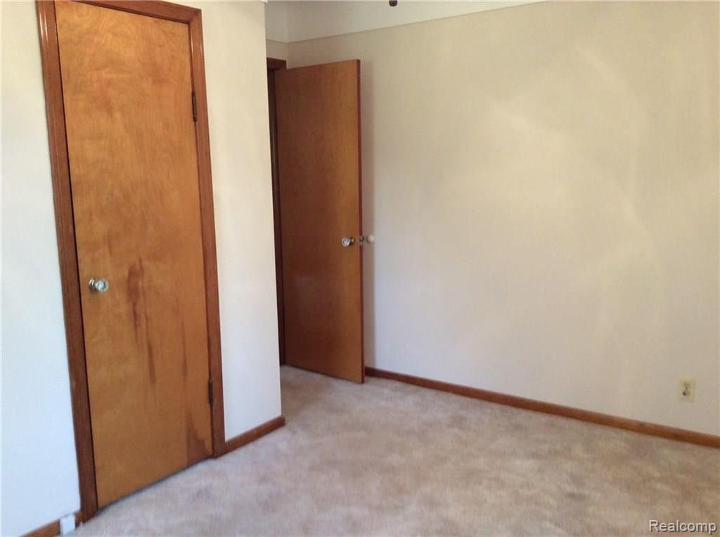 21805 Elwell Road Belleville, MI 48111 - Photo 14 of 18 Gallery Image 14