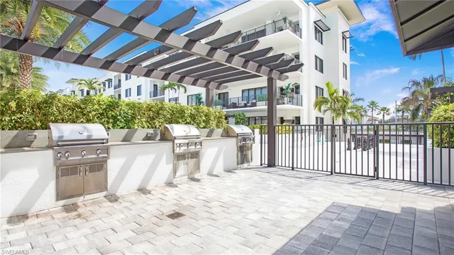 $1,399,000 | 1111 Central Avenue, Unit 207, Naples, FL 34102