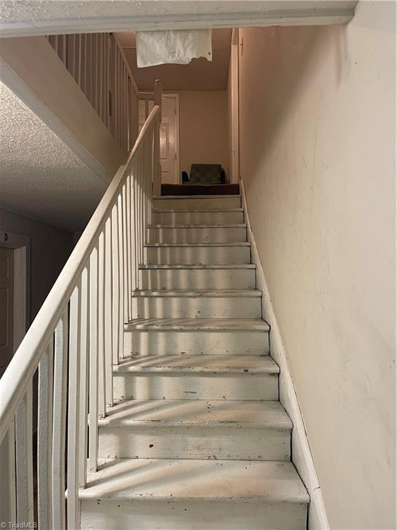 1314 Franklin Avenue High Point, NC 27260 - Photo 6 of 19