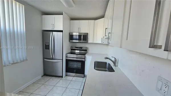 $225,000 | 9480 Tangerine Place, Unit 101, Davie, FL 33324