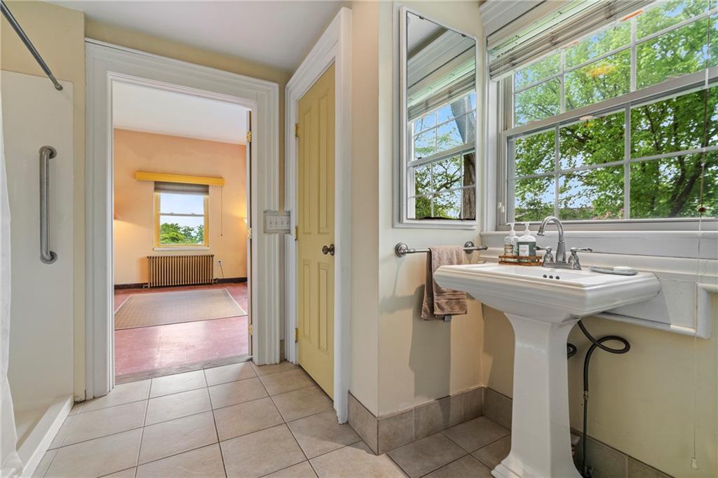 2738 Mt Royal Road Pittsburgh, PA 15217 - Photo 16 of 30 Full bathroom on the first floor of the main house side.
