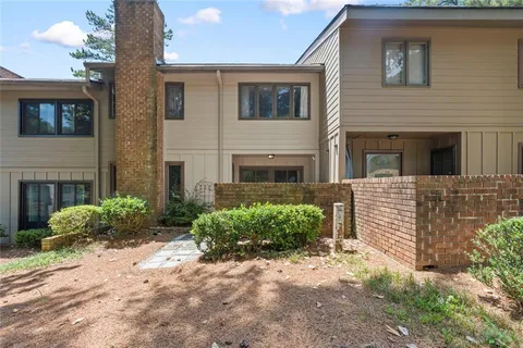 $324,999 | 897 Cedar Canyon Square, Marietta, GA 30067